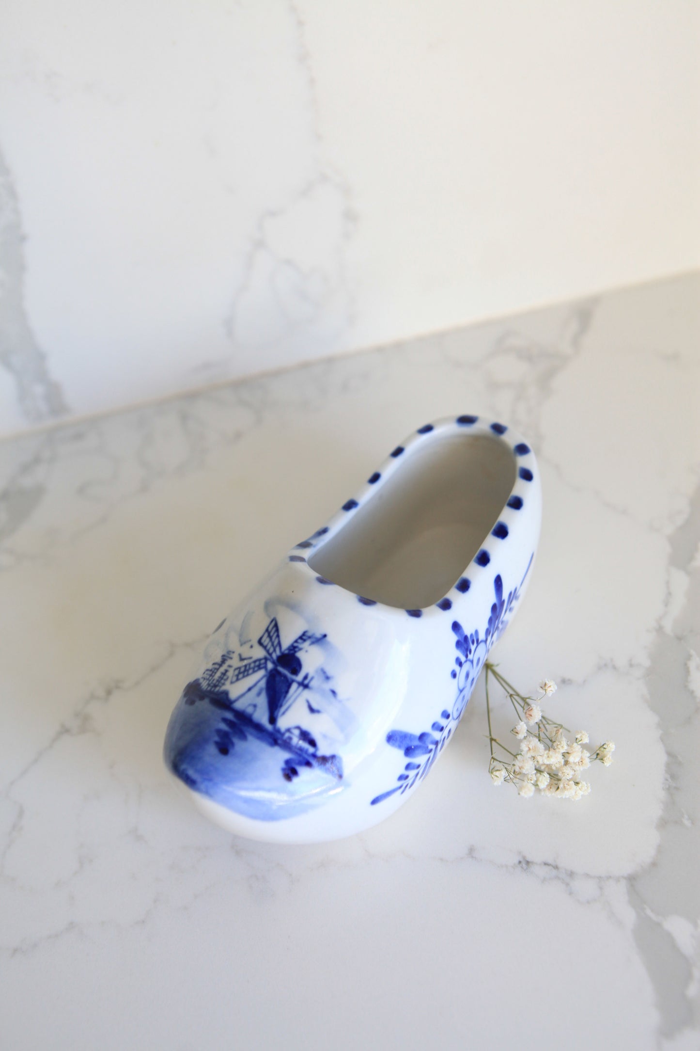 Vintage Delft Style